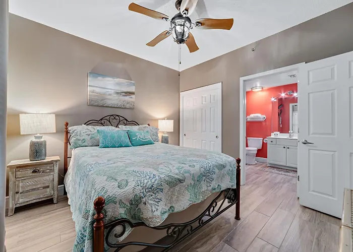 Holiday home Crystal Shores West 105 *