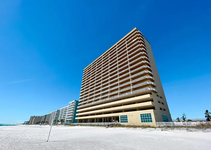 Holiday home Crystal Shores West 105
