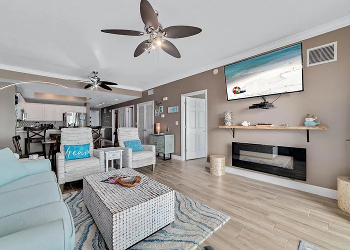 Crystal Shores West 105 Holiday home *